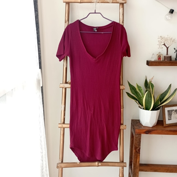 🎉🎉🎉Ribbed Midi Dress